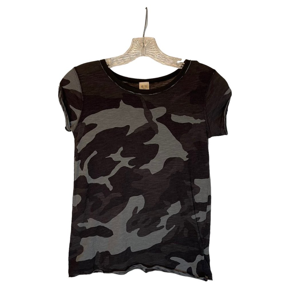 We The Free Clare Camo Tee Shirt Black Gray Cotton Blend SS sz XXS GUC! - Picture 2 of 3